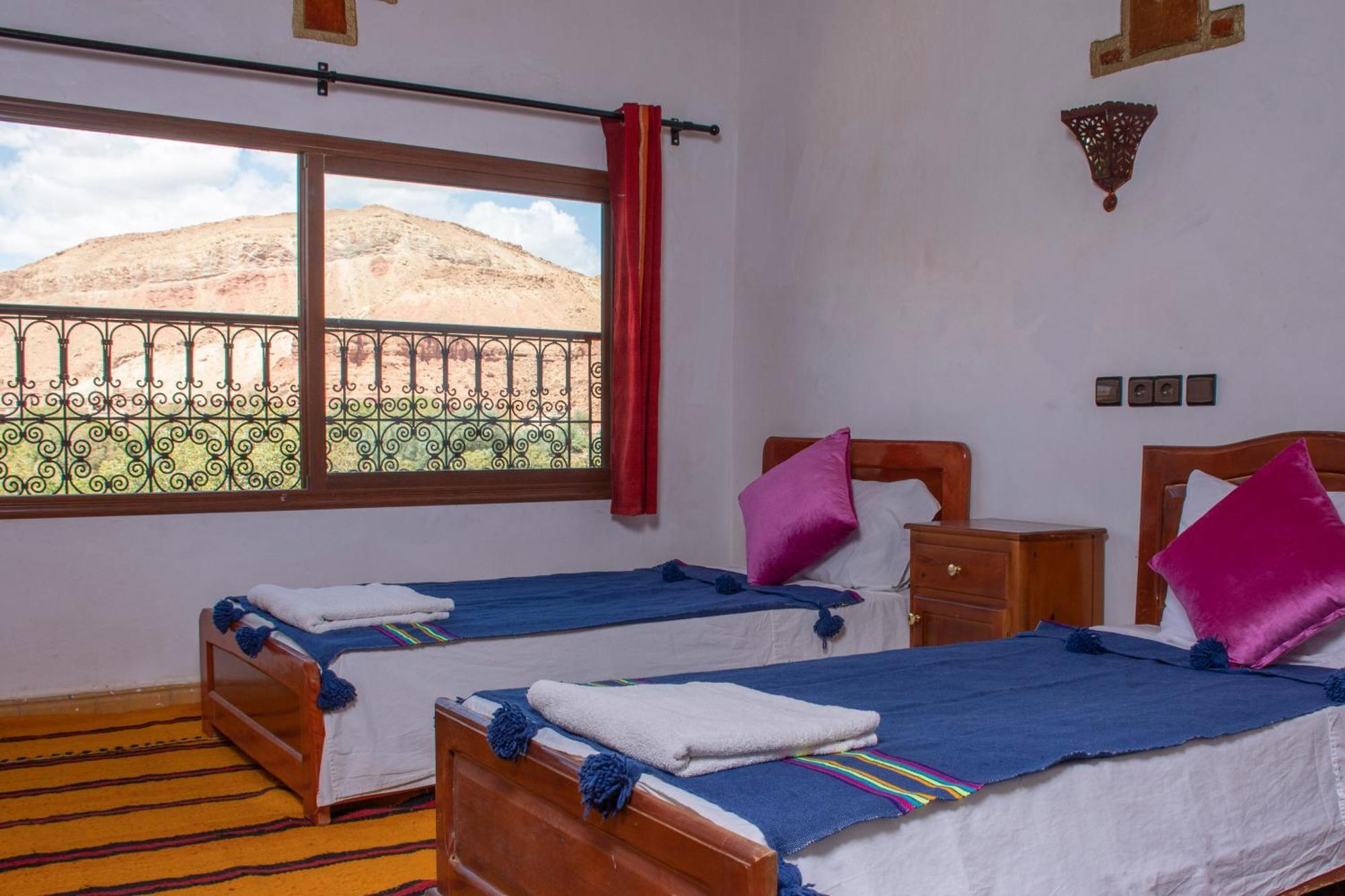 Hotel Awayou Bou Drarar Esterno foto