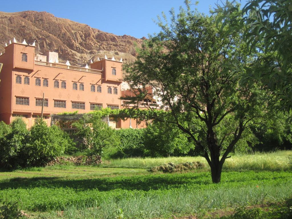 Hotel Awayou Bou Drarar Esterno foto