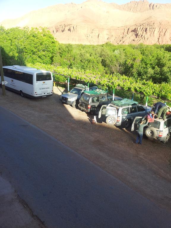 Hotel Awayou Bou Drarar Esterno foto